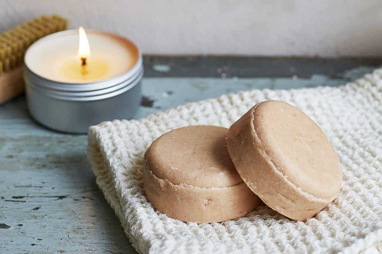 DIY Kokos-geranium shampootablet