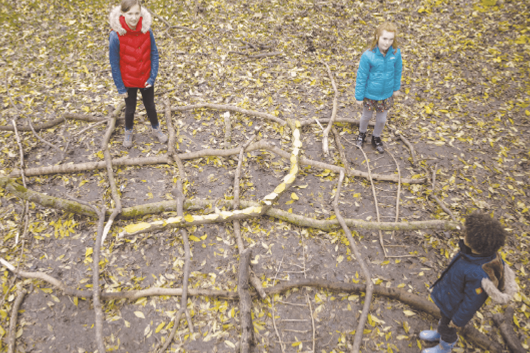 Bordspel maken van materialen uit de natuur